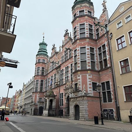 Apartament Starogdanski Przy Ul Dlugiej Екстер'єр фото